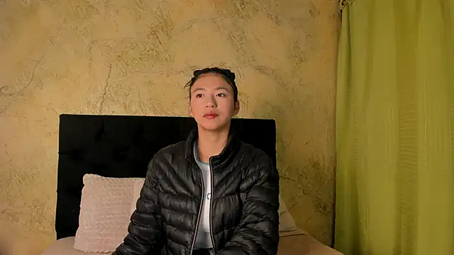 Tiffany Nm online show from 12, 2, 2026