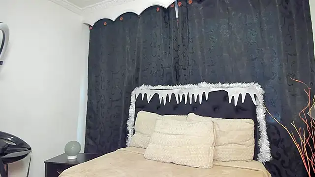 Tiffany Nm online show from 28, 11, 2025