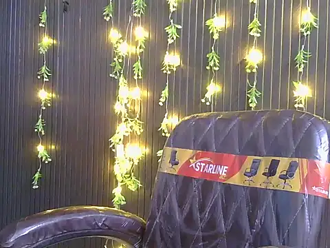 Exotic Shikha online show from 18, 12, 2025