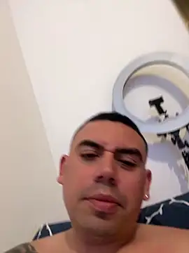 davidxxx099 online show from 10, 3, 2026