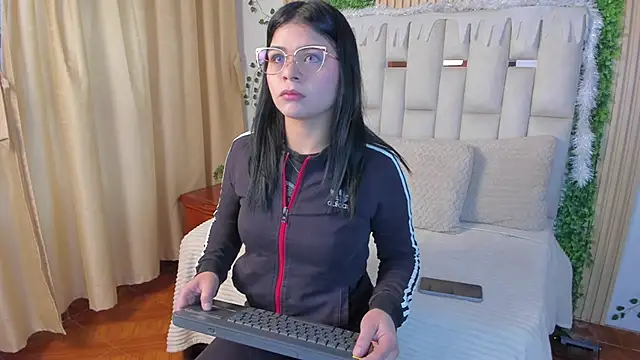 Jade Nmm online show from 29, 11, 2025