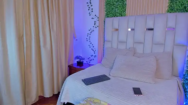 Jade Nmm online show from 12, 2, 2026