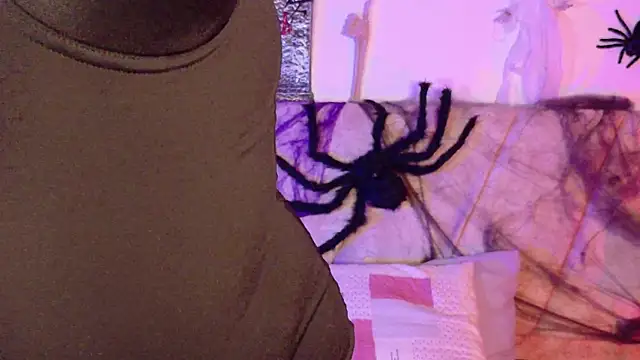 TinaCurv online show from 30, 10, 2025