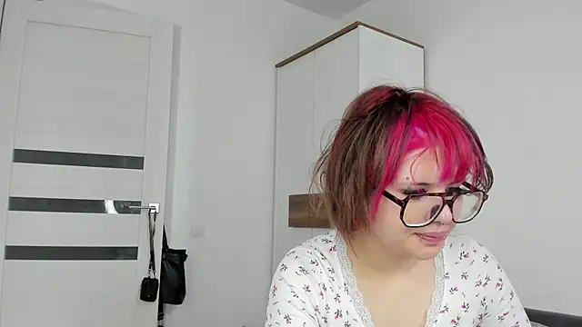 VerniceEngelking online show from 14, 6, 2026