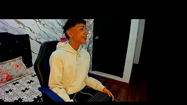 owen sexy25 online show from 17, 9, 2025