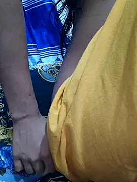 maya-Couple19 online show from 26, 10, 2025