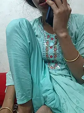 maya-Couple19 online show from 20, 2, 2026