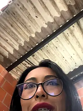 Emma  cumlovee online show from 14, 10, 2025