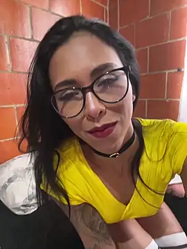 Emma  cumlovee online show from 23, 10, 2025