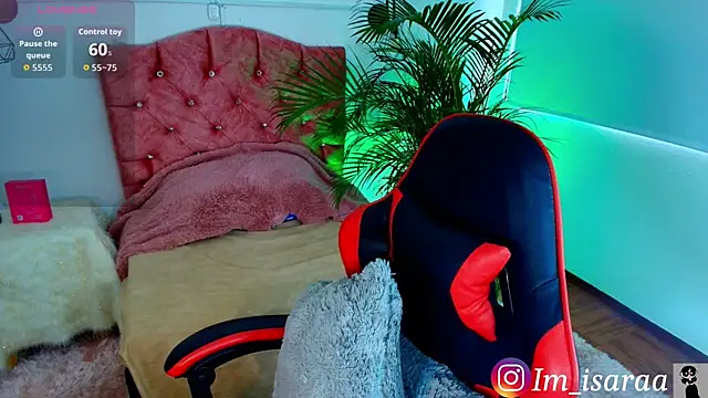 isaraa  online show from 18, 9, 2025