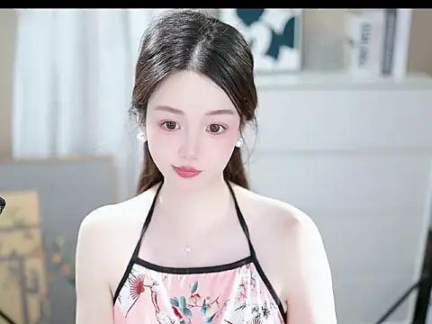 Snapshot of abbyli12 chatting on 24, 10, 2025 abbyli12 online show from 24, 10, 2025