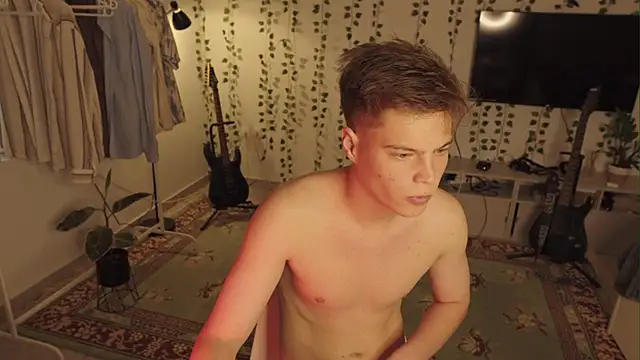 Snapshot of RusBradPitt chatting on 20, 10, 2025 RusBradPitt online show from 20, 10, 2025