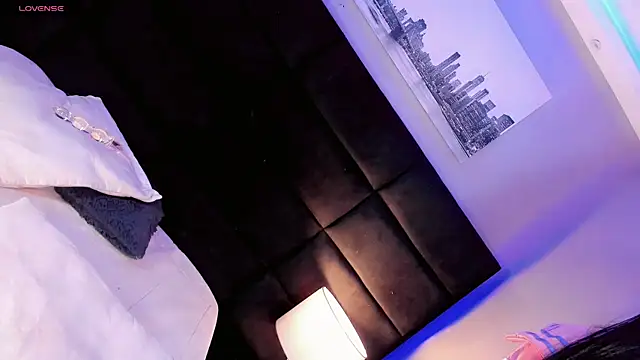 Ana Paaula23 online show from 28, 10, 2025