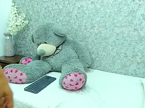 Cataleya Wayne online show from 4, 11, 2025