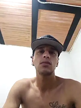 Santi2323xxX online show from 3, 5, 2026