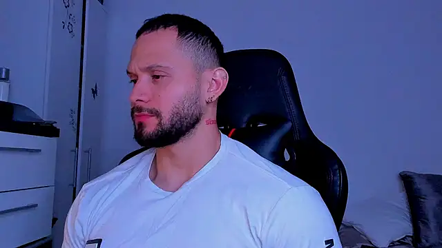 andrewcorey1 online show from 25, 9, 2025