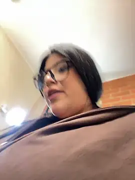 Snapshot of Tokio_Sakura chatting on 14, 11, 2025 Tokio Sakura online show from 14, 11, 2025