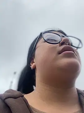 Snapshot of Tokio_Sakura chatting on 22, 10, 2025 Tokio Sakura online show from 22, 10, 2025