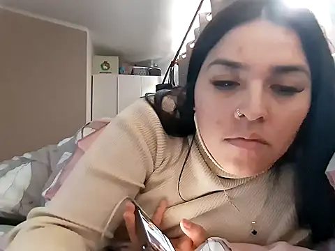 Snapshot of Denisutra777 chatting on 12, 4, 2026 Denisutra777 online show from 12, 4, 2026