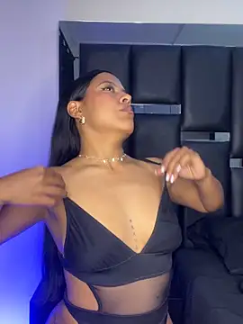 Kendra C online show from 6, 11, 2025