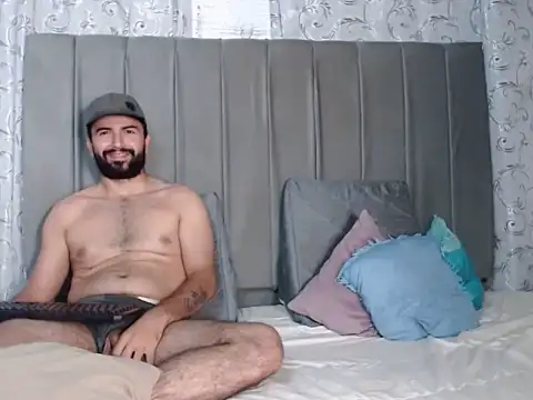 HOTEXTREMCOUPLE online show from 10, 10, 2025