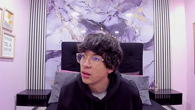 Snapshot of Desire_Ecstasy chatting on 27, 11, 2025 Desire Ecstasy online show from 27, 11, 2025