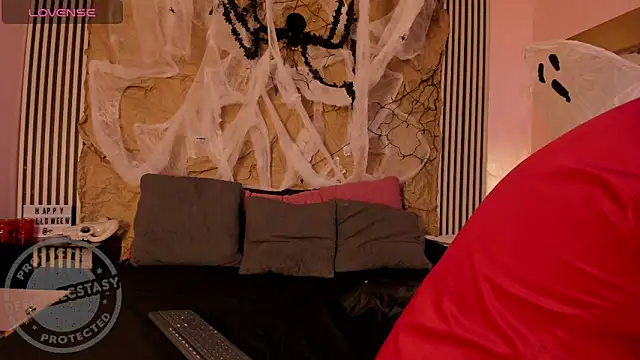 Snapshot of Desire_Ecstasy chatting on 29, 10, 2025 Desire Ecstasy online show from 29, 10, 2025