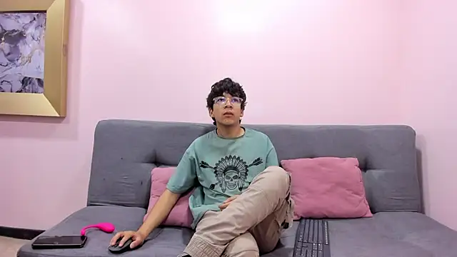 Desire Ecstasy online show from 6, 2, 2026