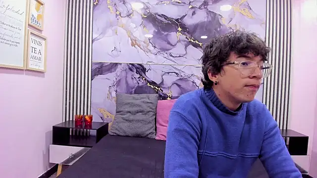 Snapshot of Desire_Ecstasy chatting on 11, 11, 2025 Desire Ecstasy online show from 11, 11, 2025