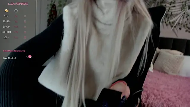 Snapshot of Kira_Key chatting on 29, 11, 2025 Kira Key online show from 29, 11, 2025