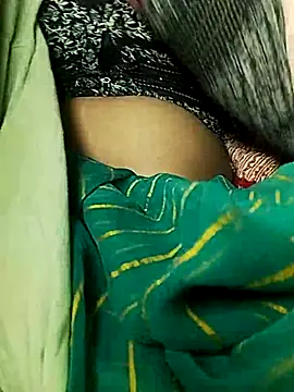 Snapshot of Hut_rotu_cute chatting on 29, 5, 2026 Hut rotu cute online show from 29, 5, 2026