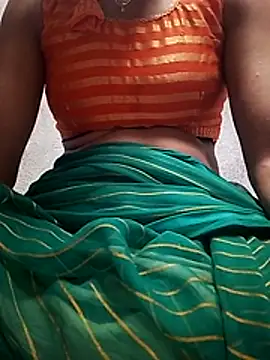 Snapshot of Hut_rotu_cute chatting on 4, 6, 2026 Hut rotu cute online show from 4, 6, 2026