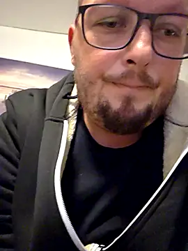 bigdicksklave online show from 29, 11, 2025