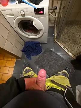 bigdicksklave online show from 26, 3, 2026