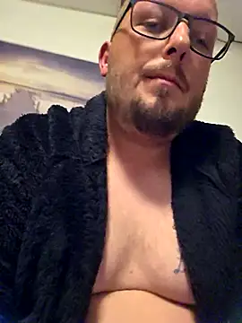 bigdicksklave online show from 8, 10, 2025