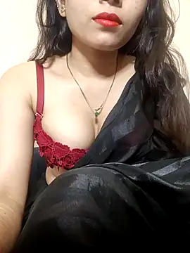 TheSassyGirl7 online show from 6, 4, 2026