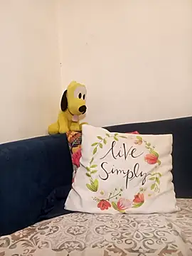 TheSassyGirl7 online show from 14, 4, 2026