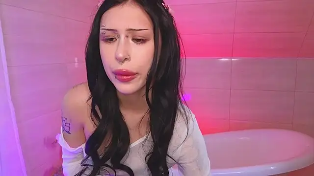 venomeowww   online show from 10, 3, 2026