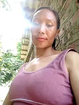 Lisa pusy online show from 24, 9, 2025