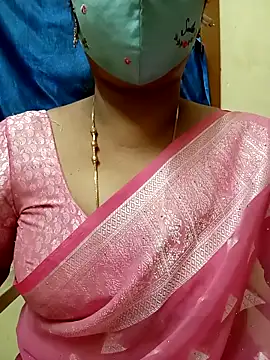 Snapshot of sushma26 chatting on 3, 6, 2026 sushma26 online show from 3, 6, 2026