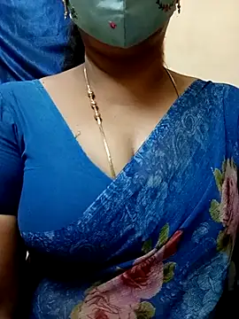 Snapshot of sushma26 chatting on 2, 6, 2026 sushma26 online show from 2, 6, 2026