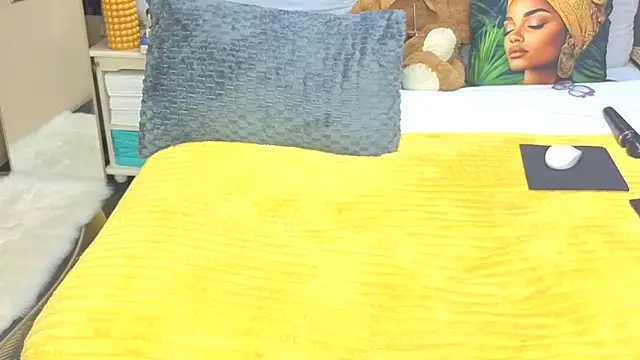 CaramelNatashaxx online show from 16, 4, 2026