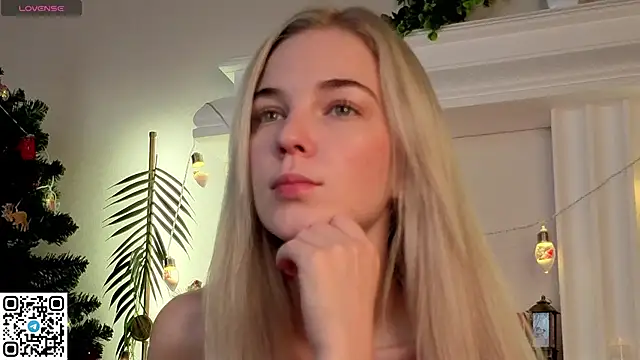 Aurora Bennet online show from 22, 12, 2025