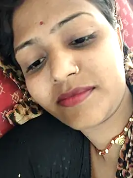 AnanyaKapoor89 online show from 15, 10, 2025