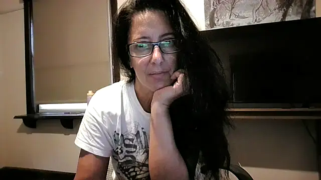CleopatraGirl online show from 3, 5, 2026