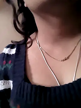 queenbuggi online show from 23, 2, 2026