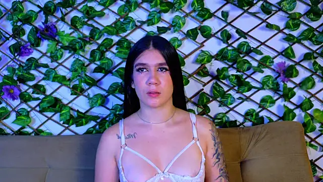 kloe bella online show from 4, 10, 2025