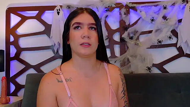 kloe bella online show from 25, 10, 2025