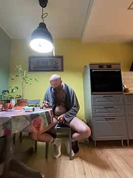 Snapshot of smint06 chatting on 3, 2, 2026 smint06 online show from 3, 2, 2026