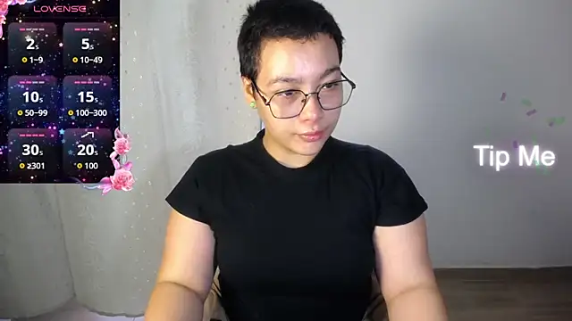 Snapshot of Cherry_vald chatting on 7, 7, 2026 Cherry vald online show from 7, 7, 2026